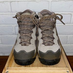 Women’s Columbia Hiking Boots